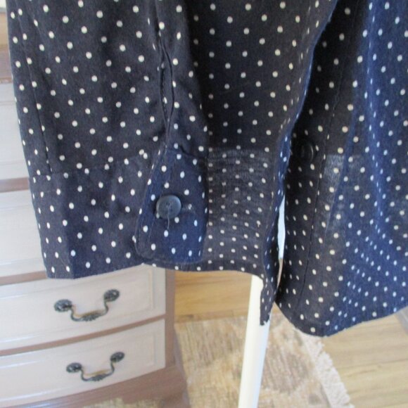 Button-up shirt - Picture 8 of 8